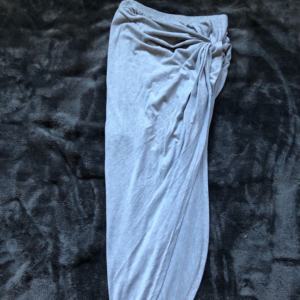 Grey assymetrical skirt